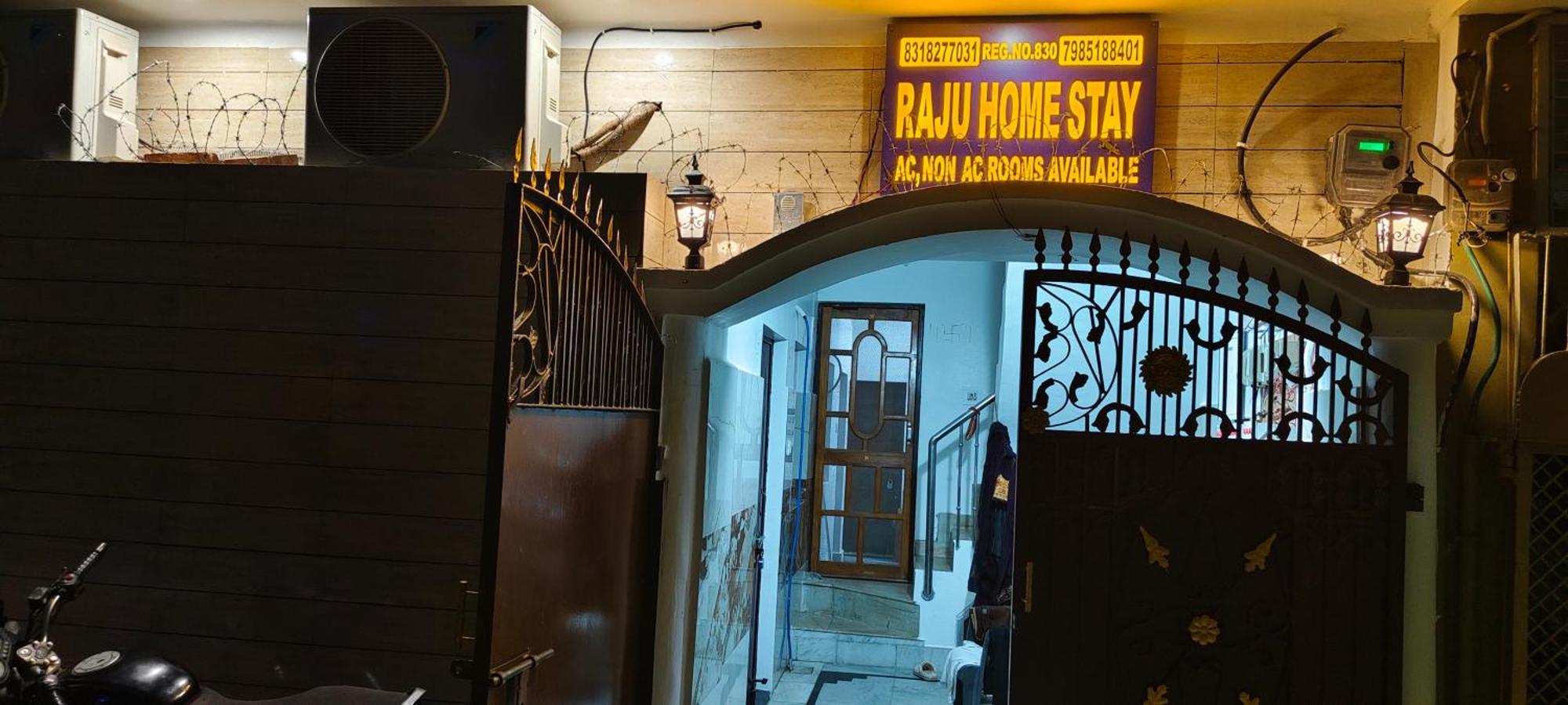 Hotel Raju Homestay Ayodhya 150 Meters From Shree Ram Janmbhoomi Temple 200 Meters From Ayodhya Dham Railway Station Ngoại thất bức ảnh