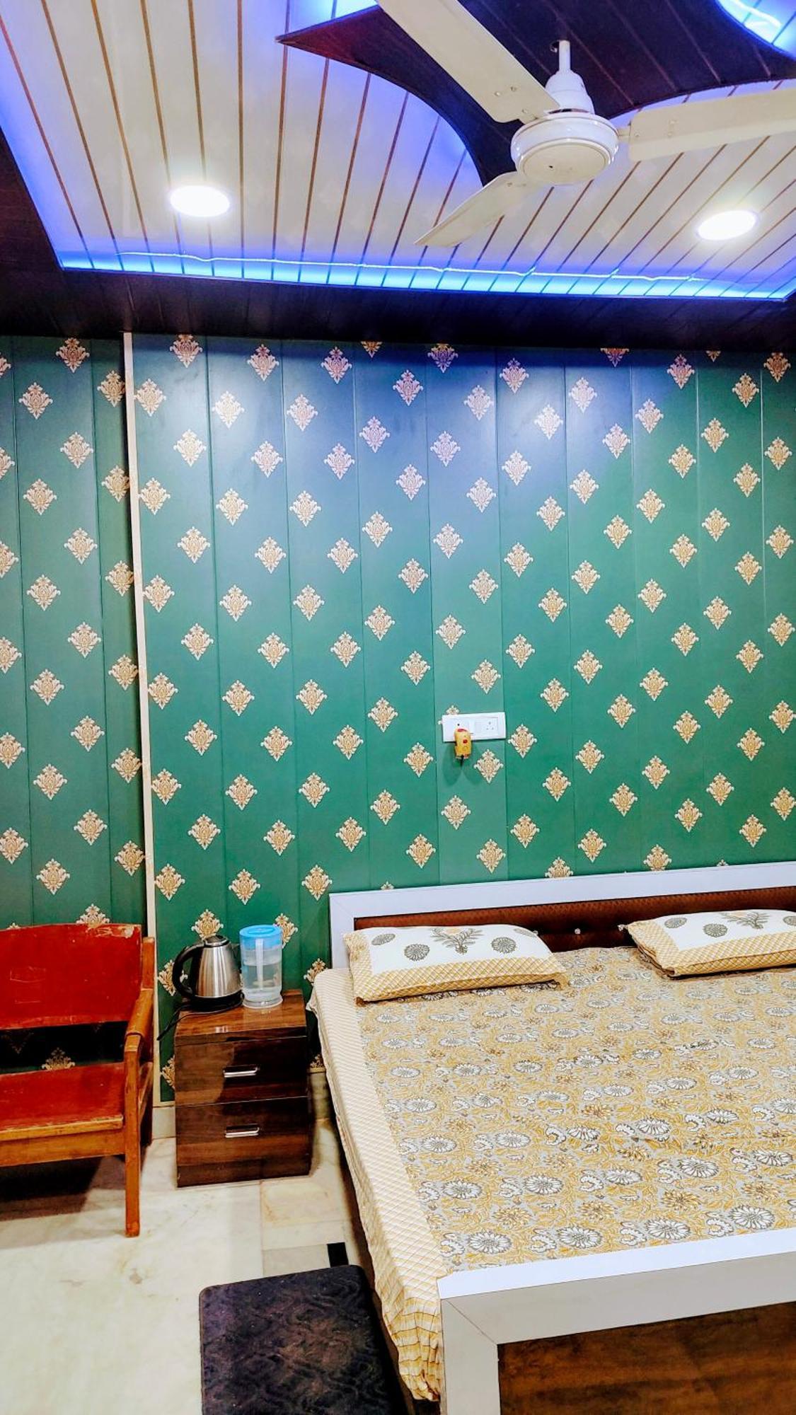 Hotel Raju Homestay Ayodhya 150 Meters From Shree Ram Janmbhoomi Temple 200 Meters From Ayodhya Dham Railway Station Ngoại thất bức ảnh