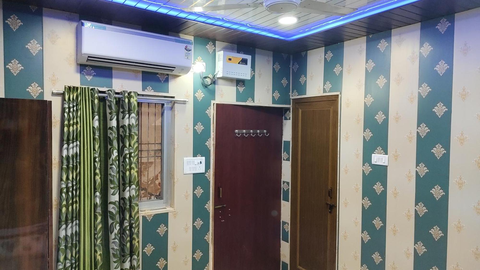 Hotel Raju Homestay Ayodhya 150 Meters From Shree Ram Janmbhoomi Temple 200 Meters From Ayodhya Dham Railway Station Ngoại thất bức ảnh