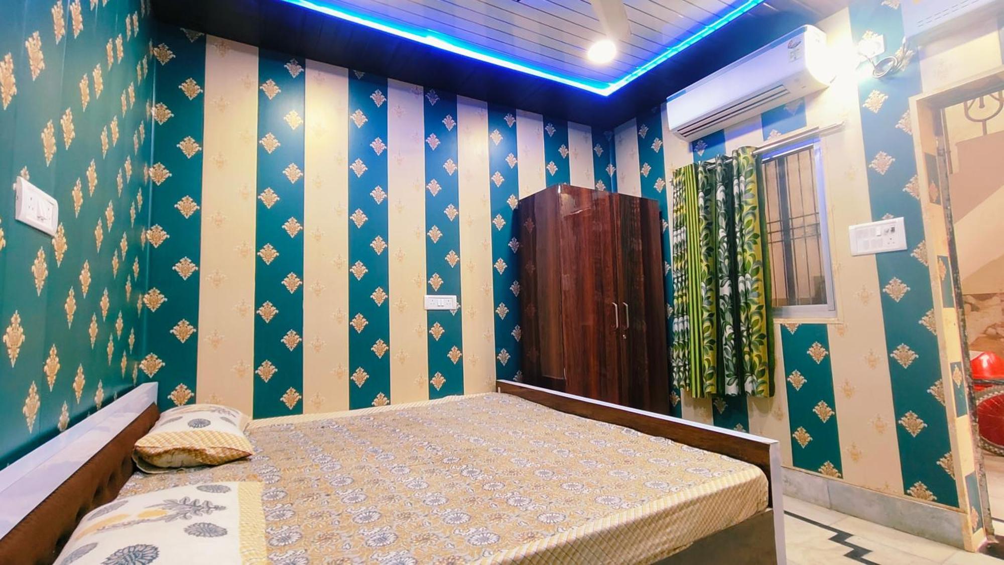 Hotel Raju Homestay Ayodhya 150 Meters From Shree Ram Janmbhoomi Temple 200 Meters From Ayodhya Dham Railway Station Ngoại thất bức ảnh